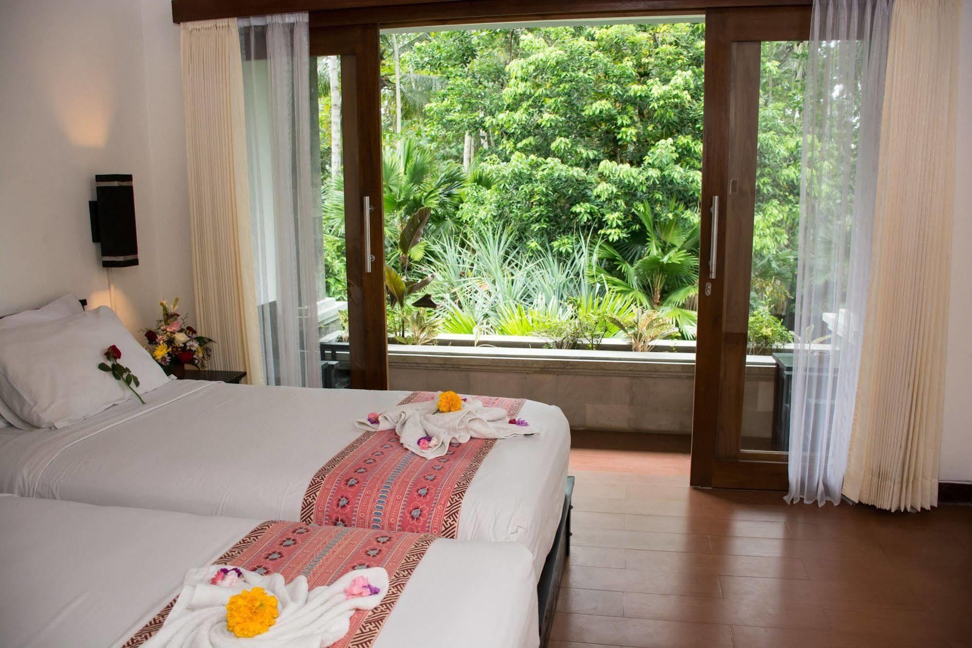 The Galuh Pekutatan Hotel Pulukan Ngoại thất bức ảnh
